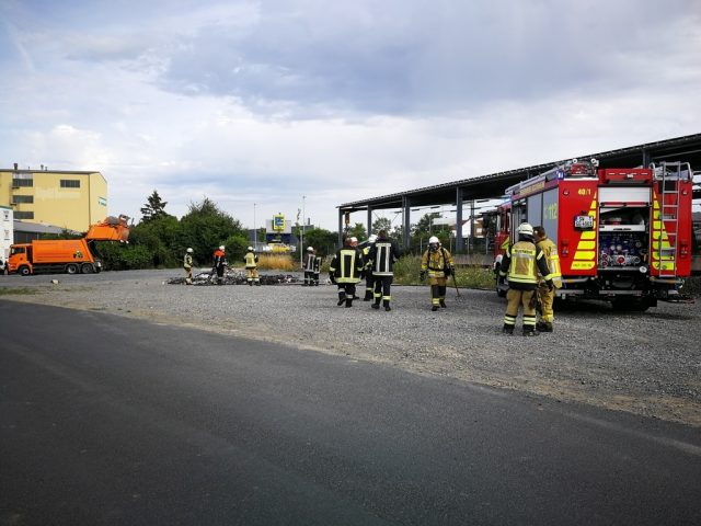 Brand LKW mit Gefahrgut Gochsheim